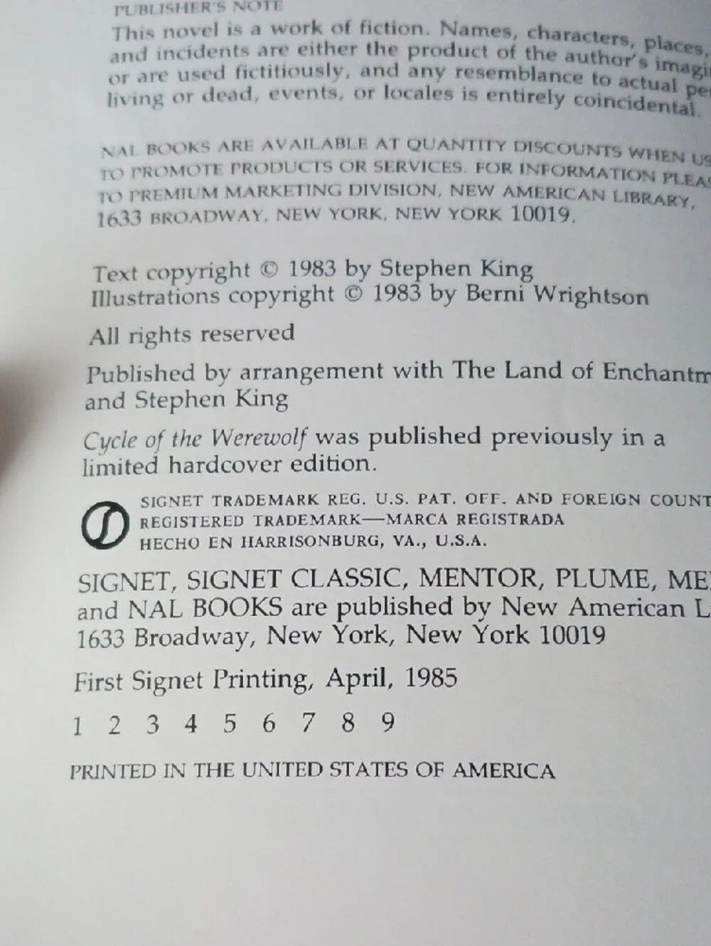 Stephen King paperback featuring